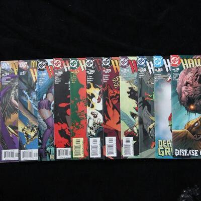 Hawkman  Lot containing 13 issues. (2002,DC)  9.0 VF/NM
