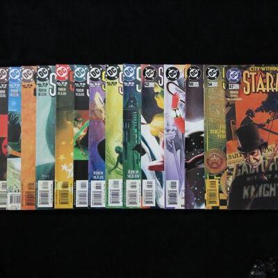 Starman  Lot containing 17 issues. (1994,DC)  9.0 VF/NM