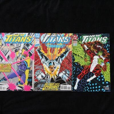 New Titans  Lot containing 3 issues. (1988,DC)  9.0 VF/NM