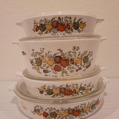 Lot 162: Vintage Spice of Life Round Corning Ware Set