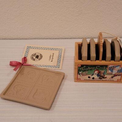 Lot 163: Brown Bag Cookie Art Shortbread Molds 
