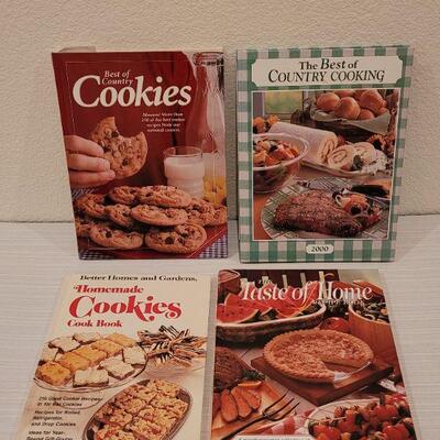 Lot 166: Cookbook Lot