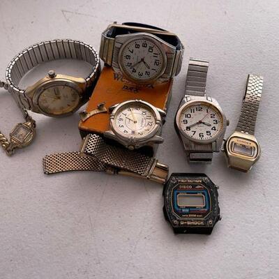 Group of wrist  watches 