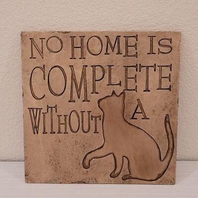 Lot 171: Cat Plaque Deco