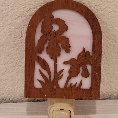 Lot 175: Wood Photo Frame and Wood and Marble Glass Night Light