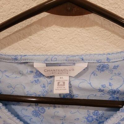 Lot 199: New Long Sleeve Button Down Pj Top and Pants Set