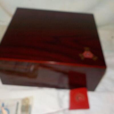" Monte Cristo Humidor ".