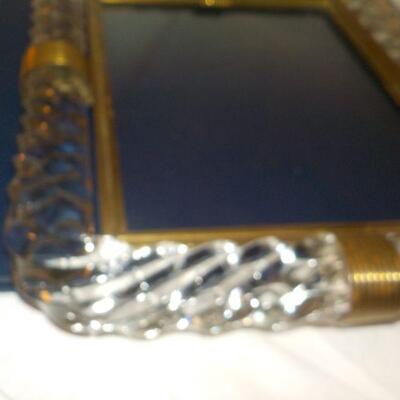 " Vintage solid Twisted Glass Table top Make up and jewelry Plate",