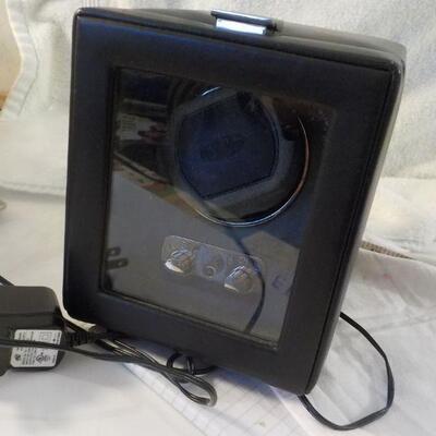 " Wolf Designs Wrist watch winder".