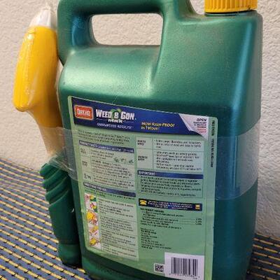 Lot 203: 90% + Full WEED B GON Max Weed Killer