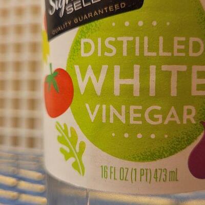 Lot 224: Assorted NEW White and Apple Cider VINEGAR 