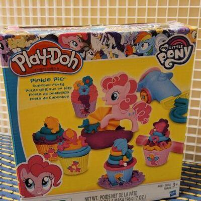 Lot 225: (2) New PLAY-DOH Activity Sets