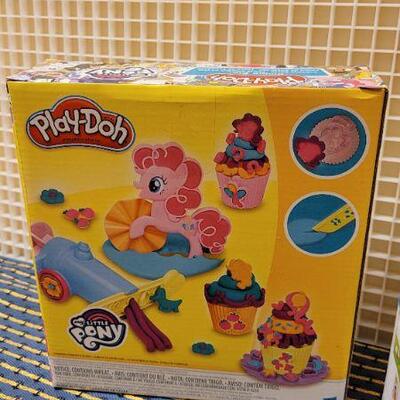 Lot 225: (2) New PLAY-DOH Activity Sets