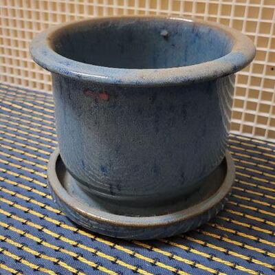 Lot 226: Pre Owned 6" Tall Garden Pot Blue 