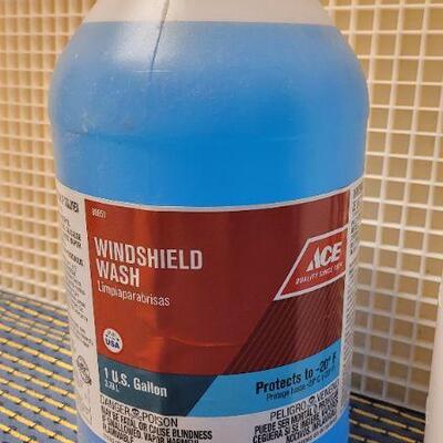 Lot 231: New NAPA ANTIFREEZE + ACE WINDSHIELD FLUID