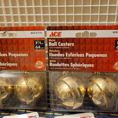 Lot 233: Assorted Home Improvement Bundle