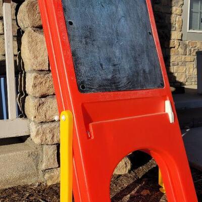 Lot 241: Vintage LITTLE TIKES Art Activity Easel