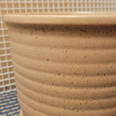 Lot 252: 7" Tall x 8" Wide Garden Pot