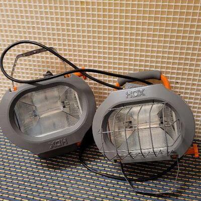 Lot 258: Set of (2) HDX Shop Lights - Both need new Bulbs