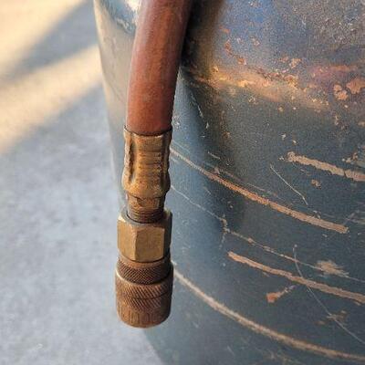 Lot 261: Vintage Air Tank w/ PSI Gauge and Hose