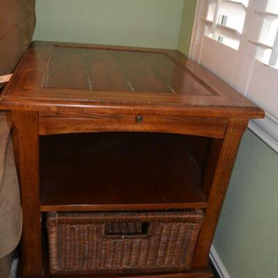 LOT 4.  END TABLE WITH STORAGE BASKET