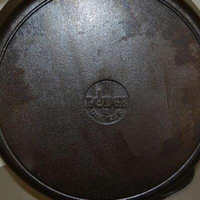 LOT 9   LODGE CAST IRON PAN AND LID