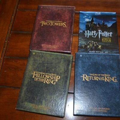 LOT 59. LORD OF THE RINGS AND HARRY POTTER DVD