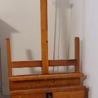 Artist Easel adjustable height w/contents