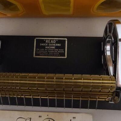 Vintage The 'Read" smock gathering machine with vintage case