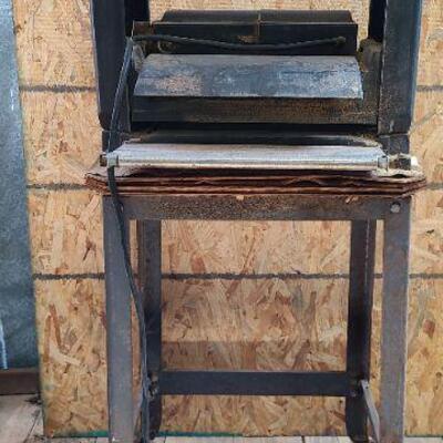 Craftsman 12.5" Planer 9233731 with stand