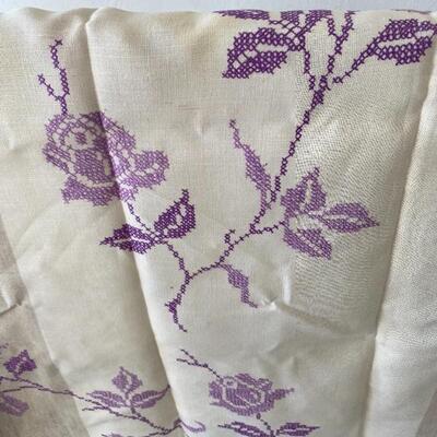 Vintage Purple Flower Embroidered Cross Stitched Tablecloth YD#022-0072