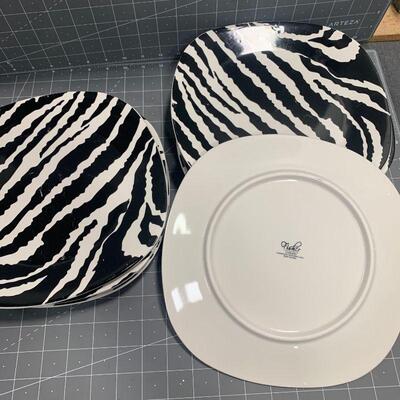 #270 Zebra Plates