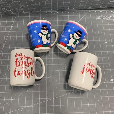 #275 Christmas Mugs