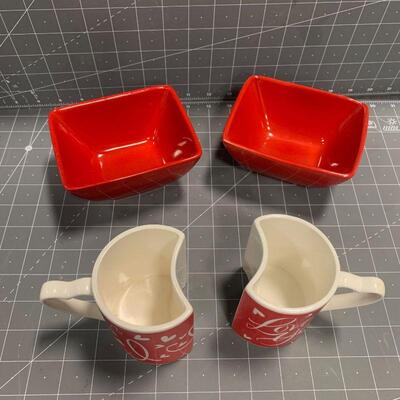 #276 Valentine Mugs & Dish