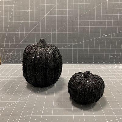 #392 Small Black Pumpkins