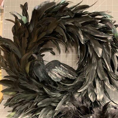 #404 Bird Feather Wreath & Boa
