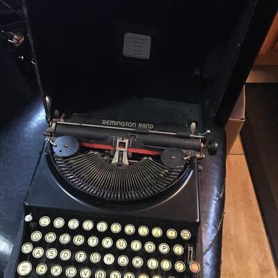 Remington Rand Vintage Typewriter 12 x 12 x 6