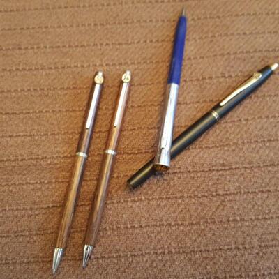 Collection of GE Pens