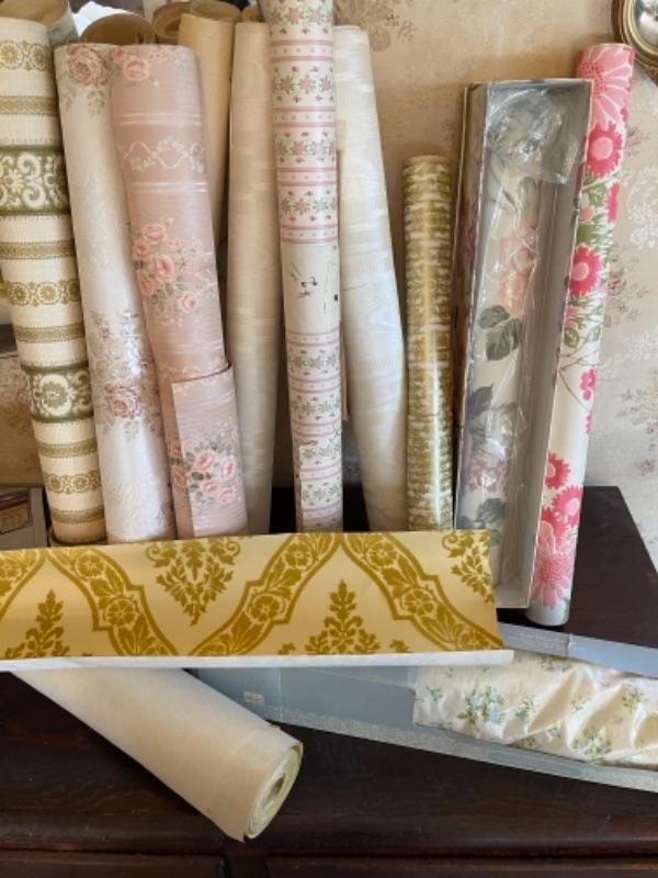 Lot 104B1. Wallpaper, drawer liners20