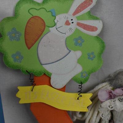 7 pc Easter Decor: 1 Tree, 1 Wall Hanging, 5 Decorative Bunnies