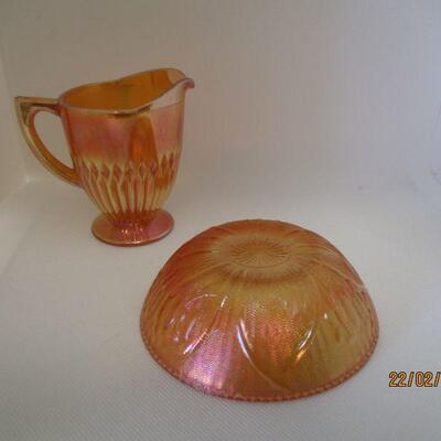 Lot 10 - Three Pieces of Marigold Carnival Glass