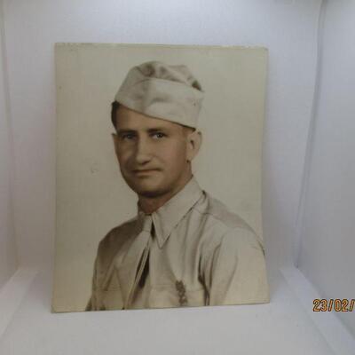 Lot 27 - Military Picture