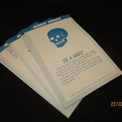 Lot 44 - Magic Series Cards