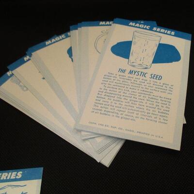 Lot 44 - Magic Series Cards