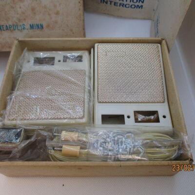 Lot 48 - IAK 2 Station Transistor Intercom Kit K-35