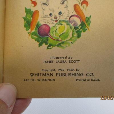 Lot 49 - (2) Tiny Tales by Whitman Mini-Books