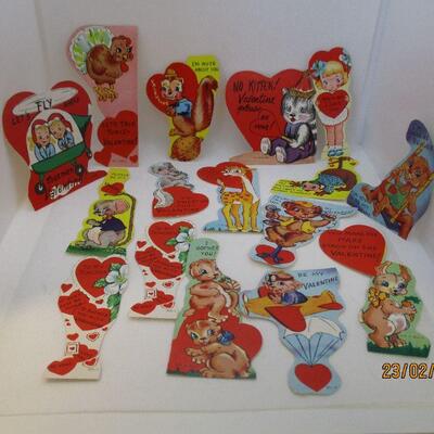 Lot 51 - 16 Vintage Unused Valentine's