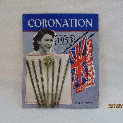 Lot 59 - 1953 Queen Elizabeth II's Coronation Hair Pins