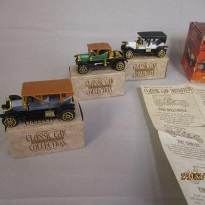 Lot 84 - (6) Miniature Collector Cars