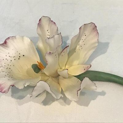 Lot 130: Three beautiful porcelain Capodimonte Flowers  